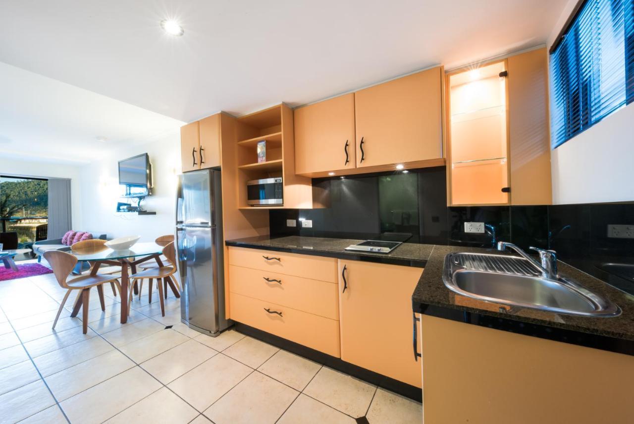 At Waterfront Whitsunday Retreat - Adults Only Aparthotel Airlie Beach Luaran gambar