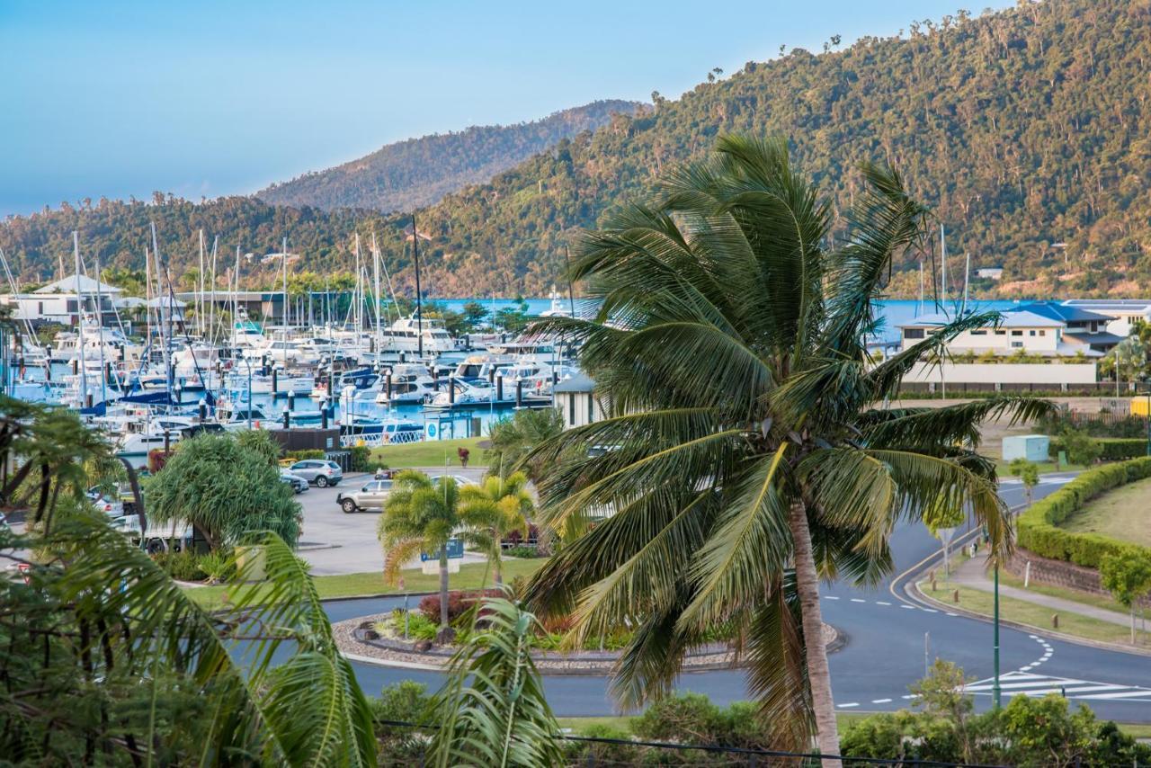 At Waterfront Whitsunday Retreat - Adults Only Aparthotel Airlie Beach Luaran gambar