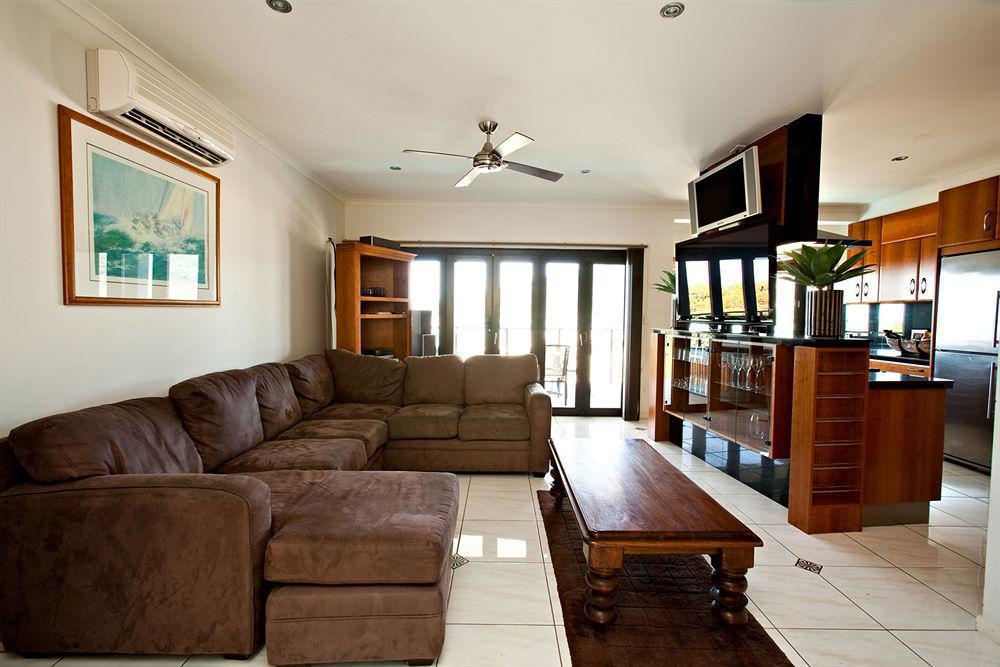 At Waterfront Whitsunday Retreat - Adults Only Aparthotel Airlie Beach Luaran gambar